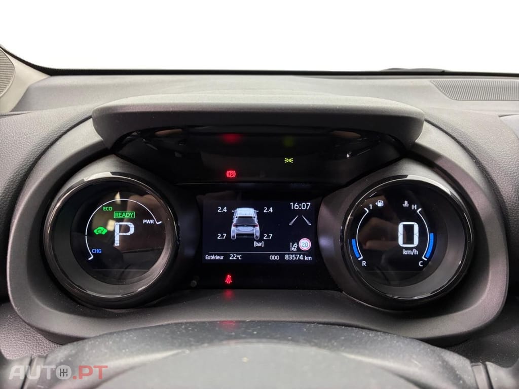 Mazda 2 1.5 L Hybrid CVT Agile