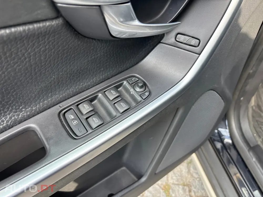 Volvo XC60 2.4 D Drive Momentum