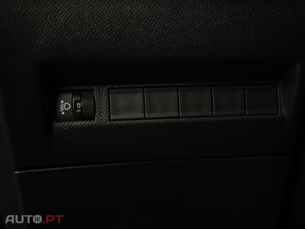 Peugeot E-2008 e-2008 50 kWh Allure