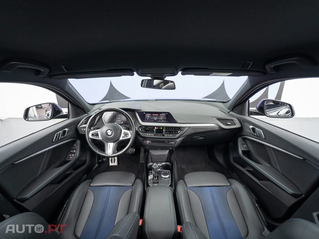 BMW 118 i Pack Desportivo M Auto