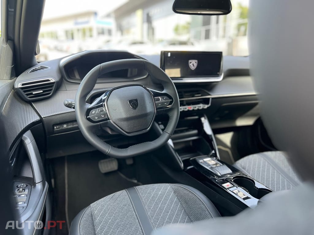 Peugeot E-2008 54 kWh Allure