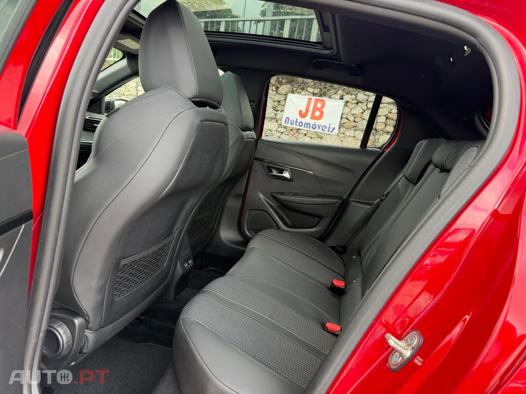 Peugeot 208 1.2 PureTech GT Line