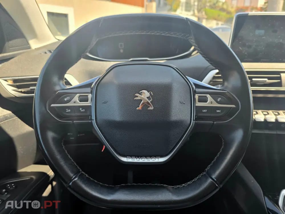 Peugeot 3008 1.2 PureTech Allure