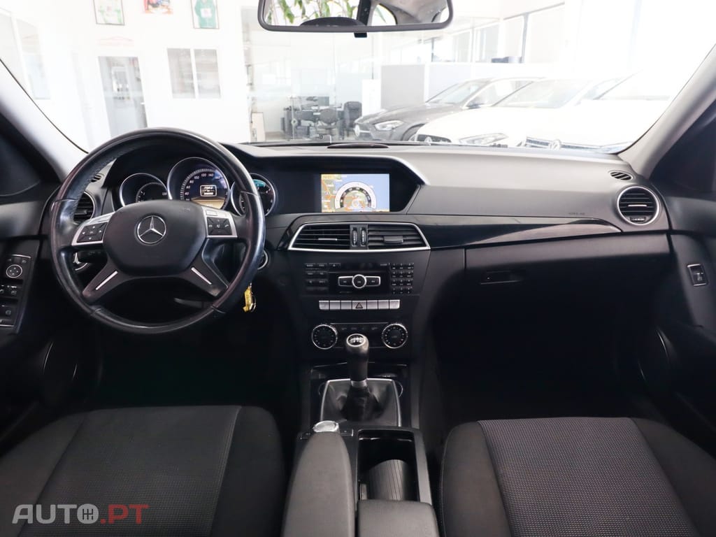 Mercedes-Benz C 220 CDi Classic BlueEfficiency