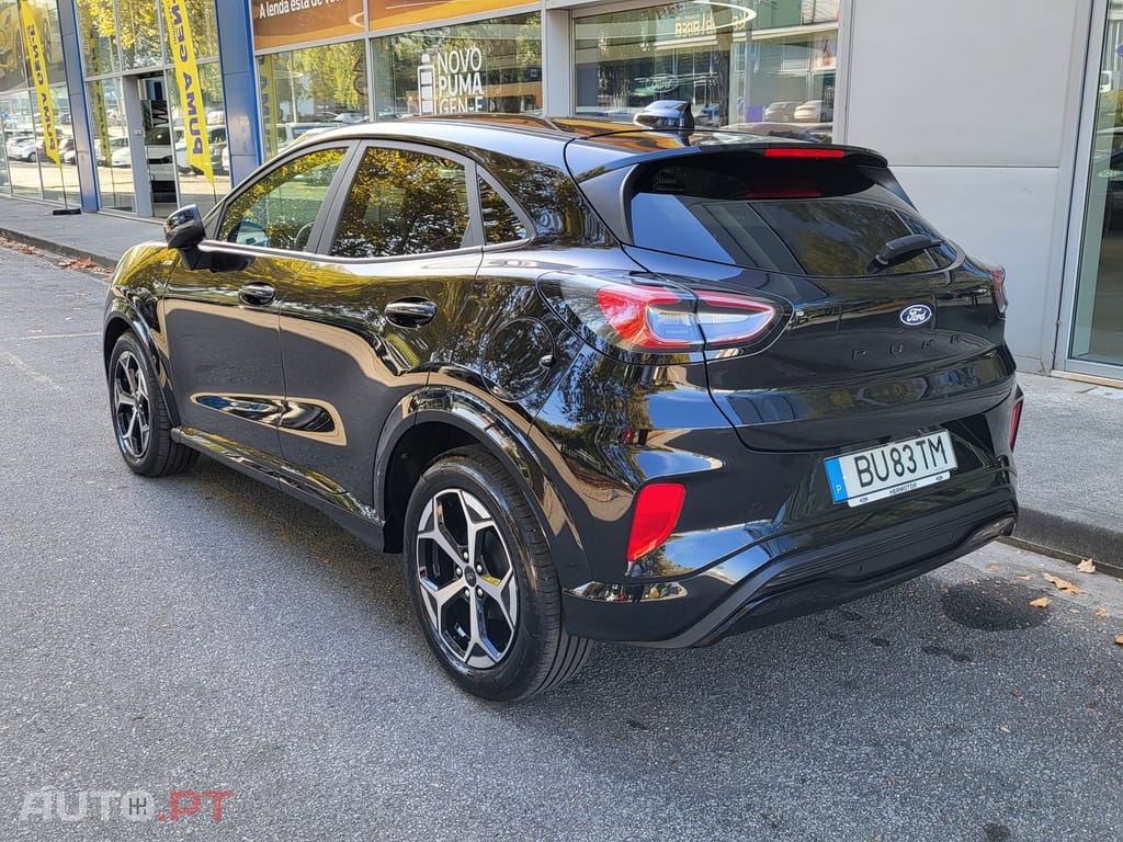 Ford Puma 1.0 EcoBoost mHEV ST-Line