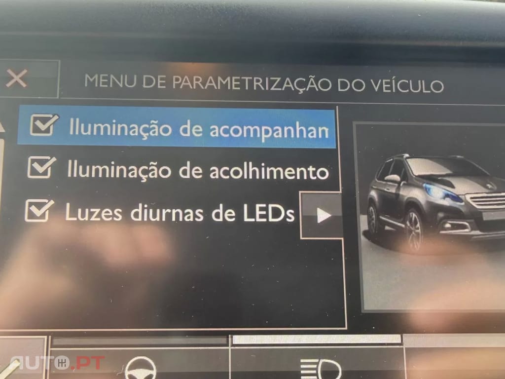 Peugeot 2008 1.2 PureTech Style