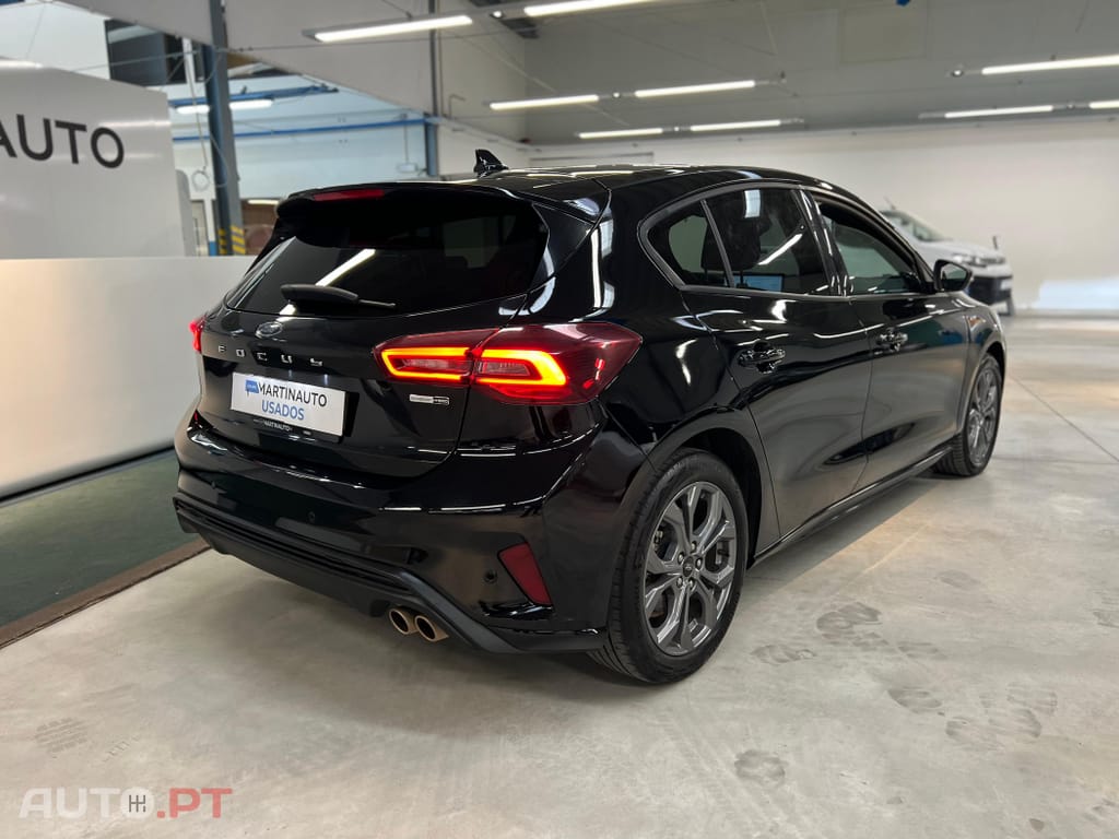 Ford Focus 1.0 EcoBoost MHEV ST-Line