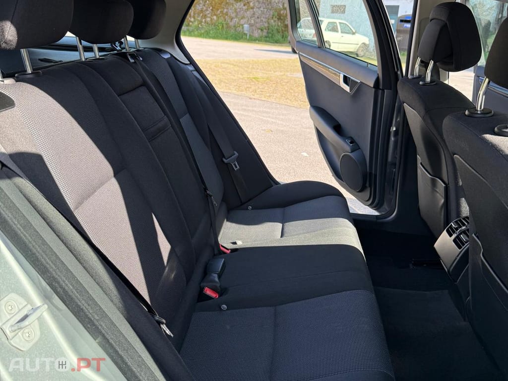 Mercedes-Benz C 220 C 220 CDI Station Classic BlueEFFICIENCY