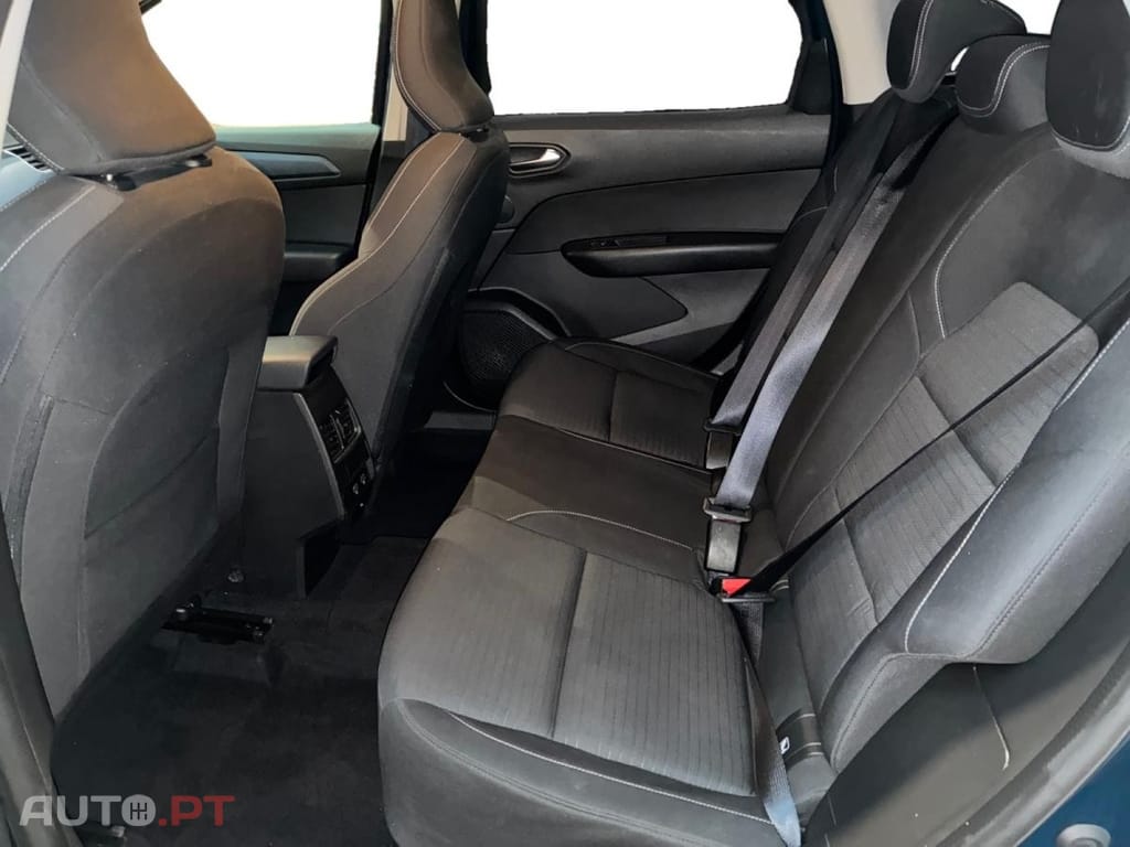 Renault Arkana 1.6 E-Tech Evolution