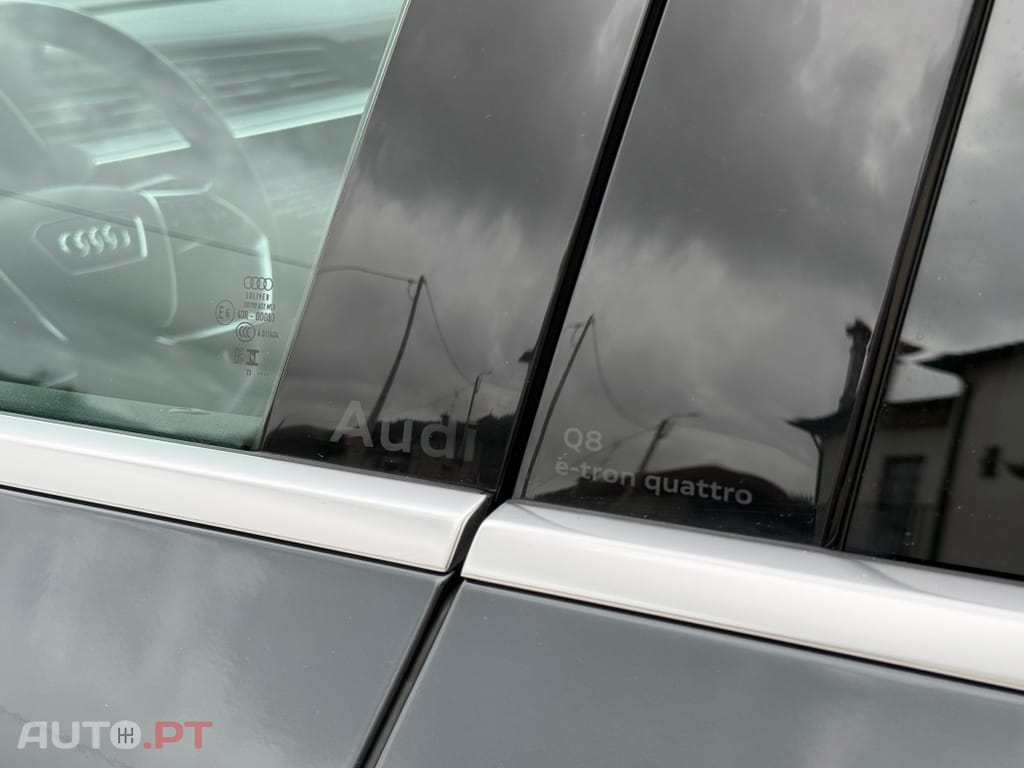 Audi Q8 E-Tron 55 quattro Advanced