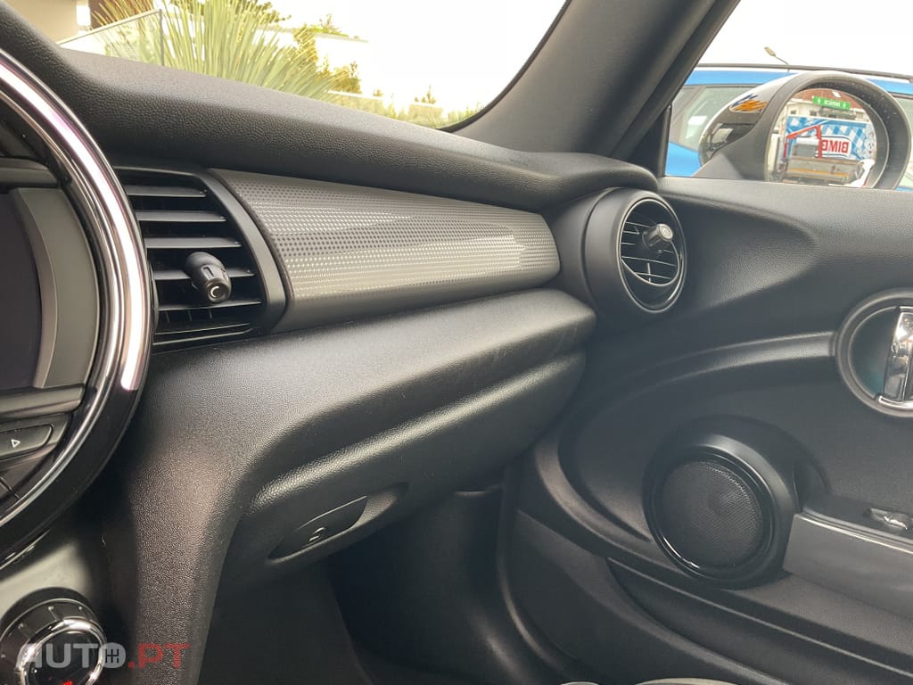 MINI Cabrio Cooper D