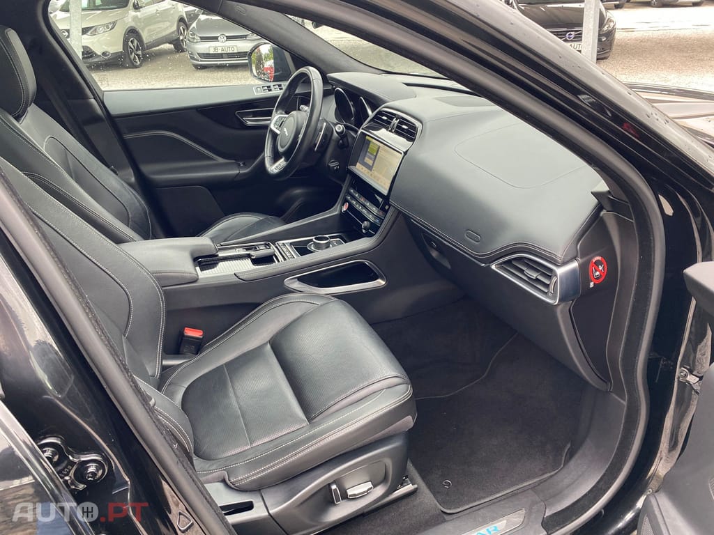 Jaguar F-Pace 2.0 i4D R-Sport Aut.