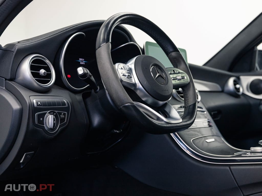 Mercedes-Benz C 300 e T 9G-TRONIC Night Edition