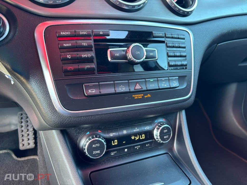 Mercedes-Benz GLA 220 CDi AMG Line