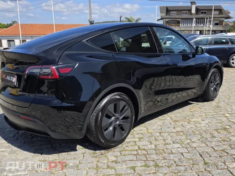 Tesla Model Y Long Range Tração Traseira Premium