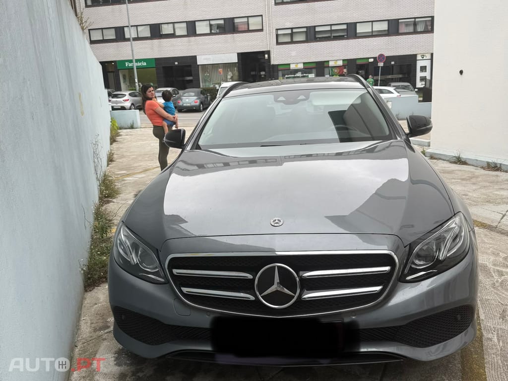 Mercedes-Benz 300 Carrinha