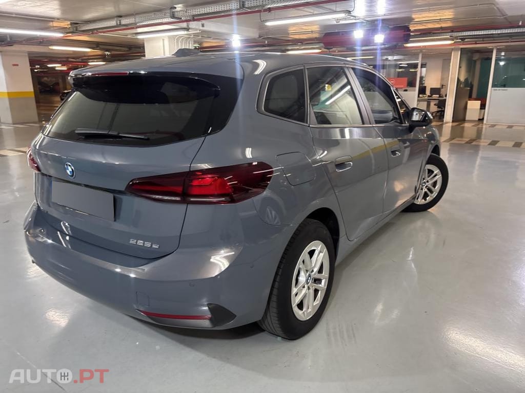 BMW 225 e xDrive