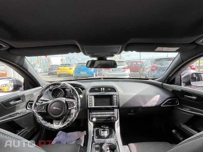 Jaguar XE 2.0 D R-Sport Aut.