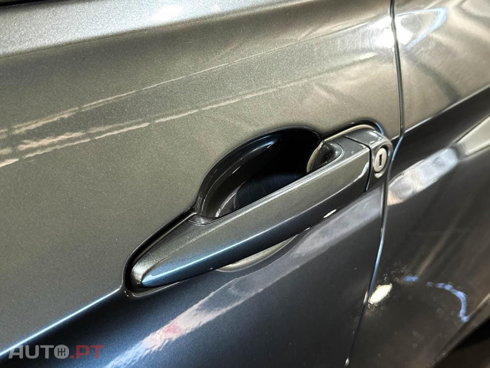 BMW 318 d Line Sport Shadow Auto