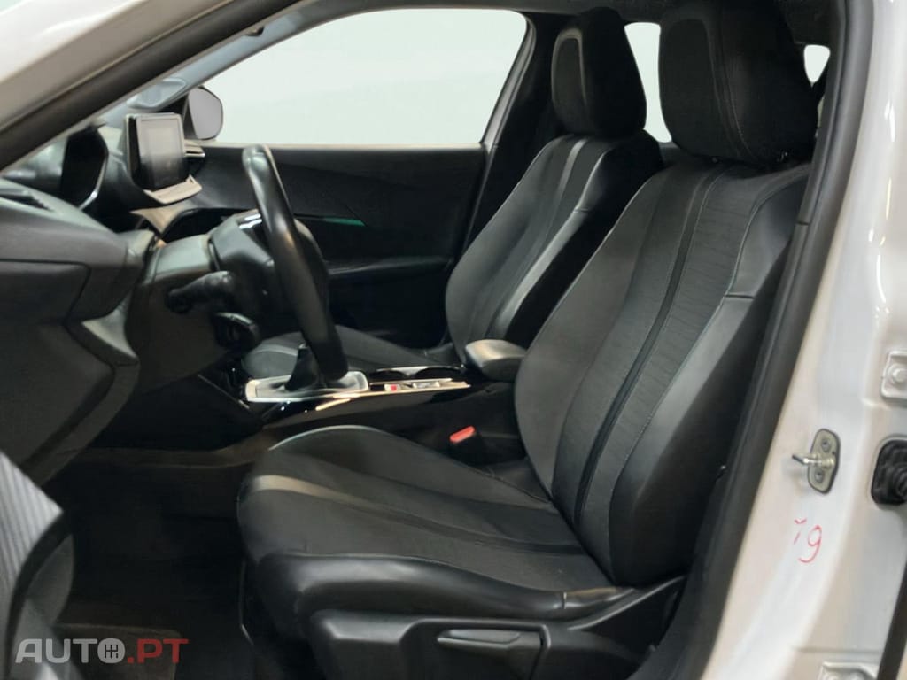 Peugeot 2008 BlueHDi 110 Allure Pack