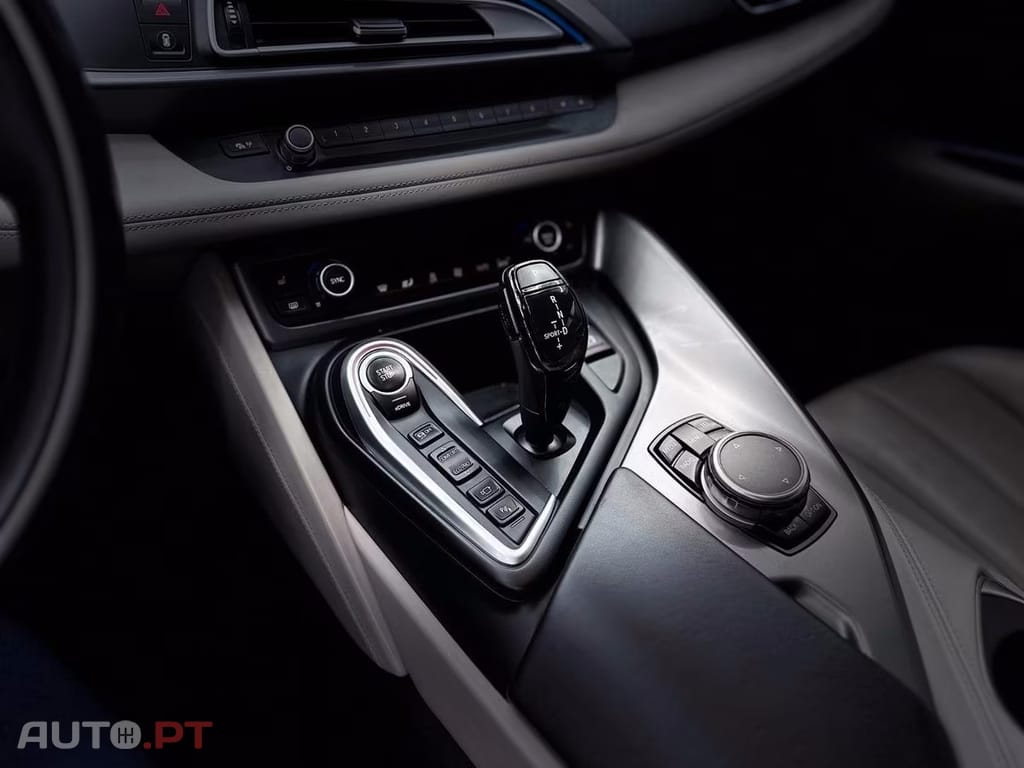 BMW i8 Basis