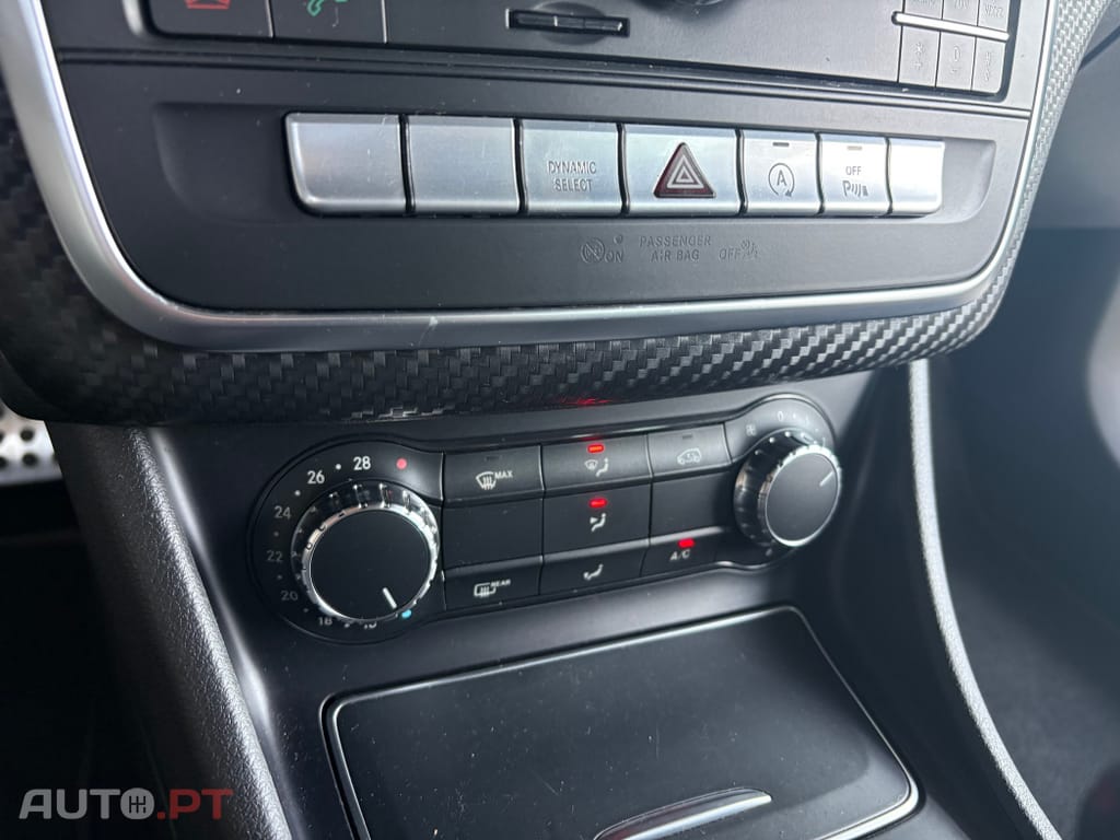 Mercedes-Benz A 180 d AMG Line