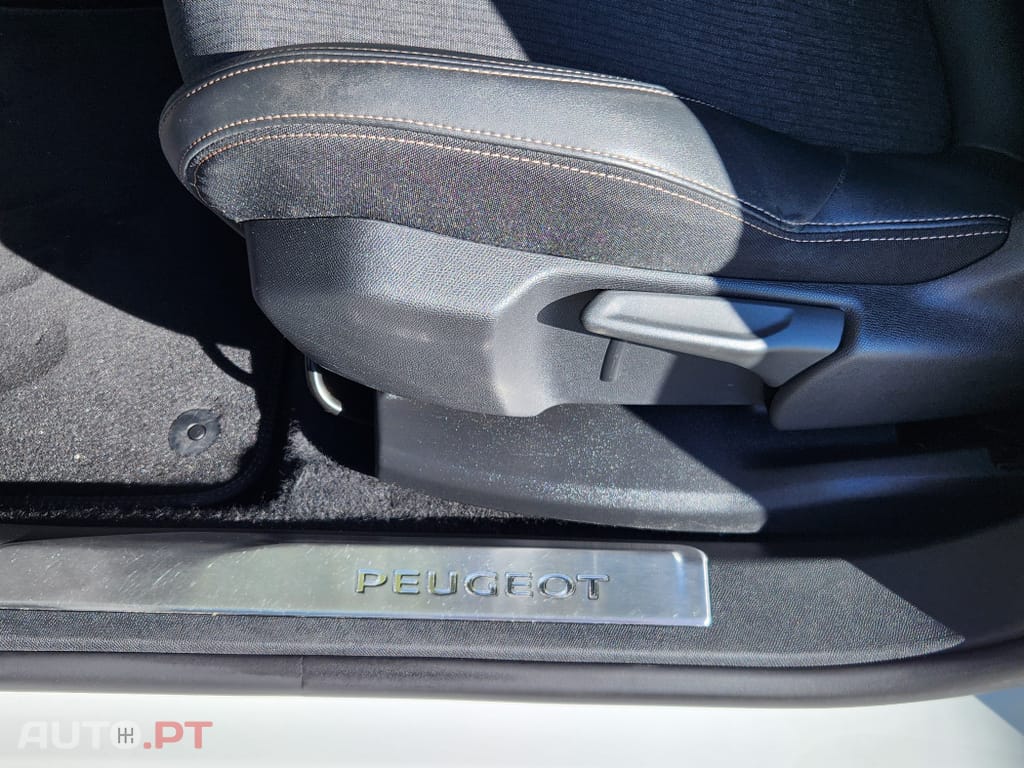 Peugeot 3008 1.5 BlueHDi GT Line