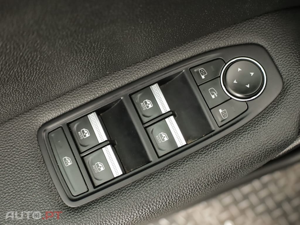 Renault Captur Captur 1.0 TCe Techno Bi-Fuel