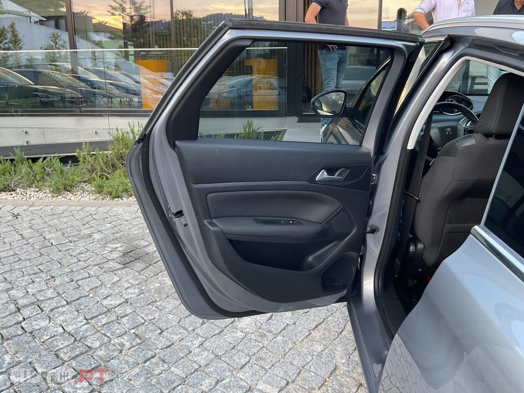 Peugeot 308 SW 1.6 BlueHDi Access