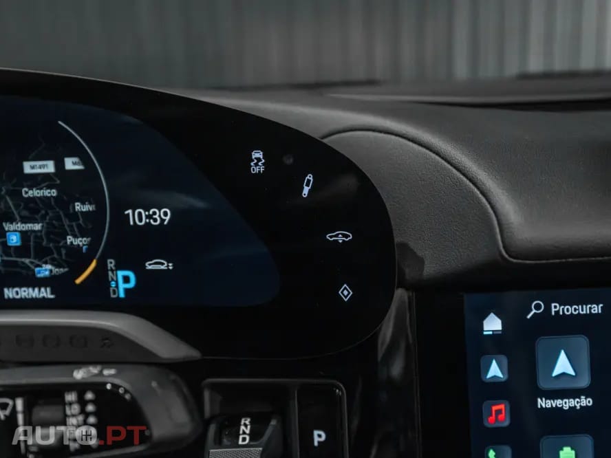 Porsche Taycan 4