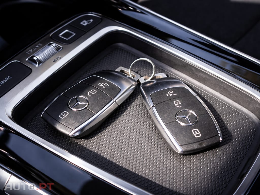 Mercedes-Benz EQA 300 3M AMG Advanced Line