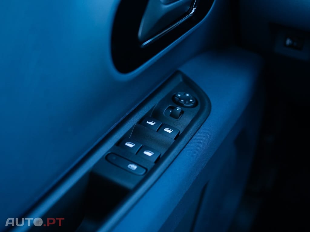 Fiat Grande Panda 1.2 Hybrid La Prima eDCT