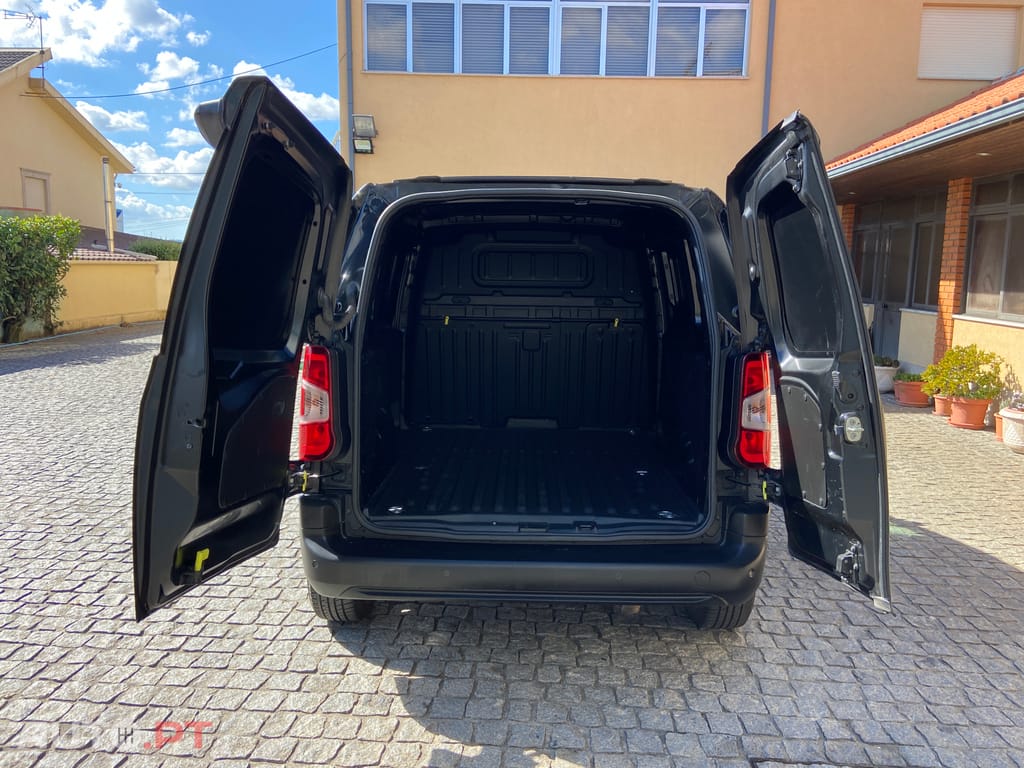 Peugeot Partner 1.6 HDI 100 CV  CarPlay