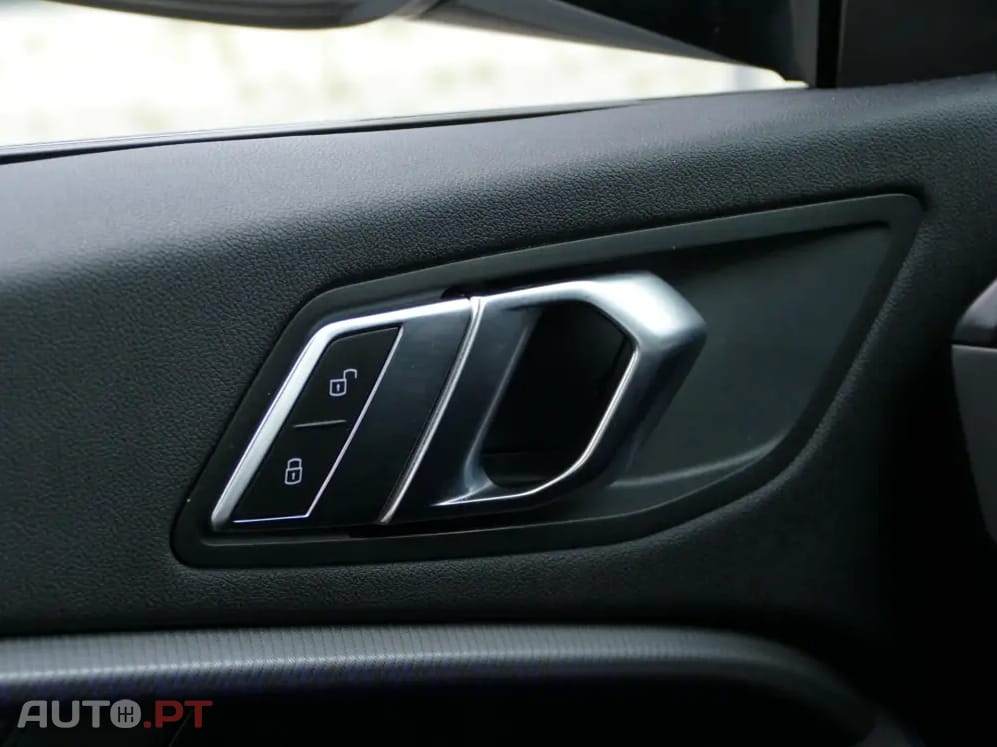 BMW 216 d Pack Desportivo M