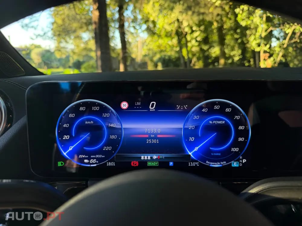 Mercedes-Benz EQA 300 4Matic AMG Line