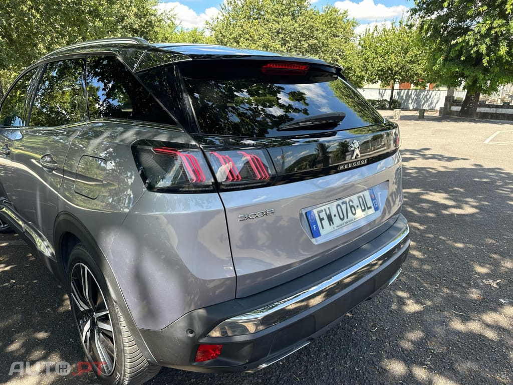 Peugeot 3008 1.6 Hybrid GT Pack e-EAT8