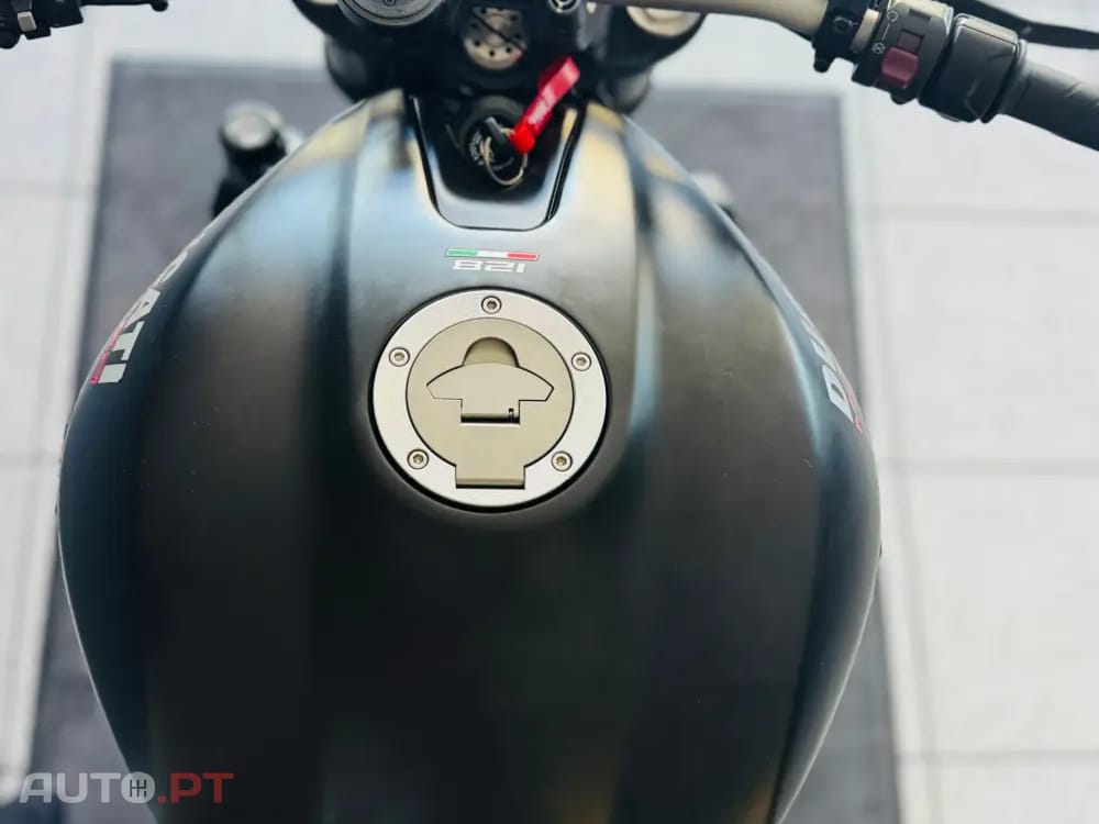 Ducati Monster 821
