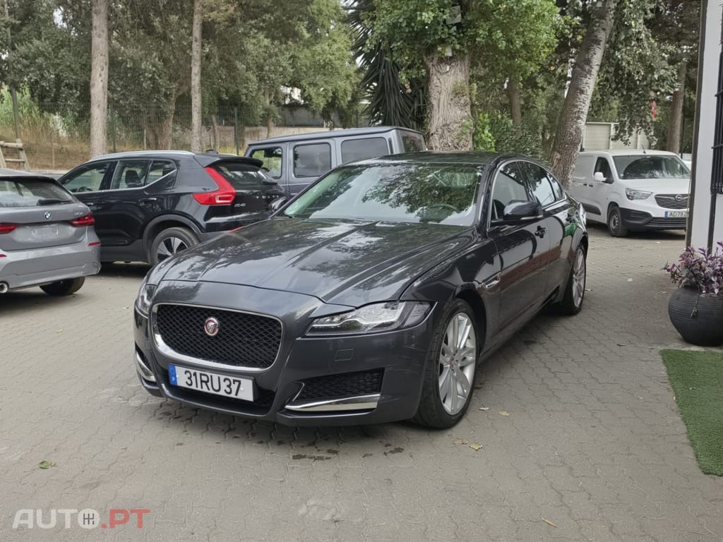 Jaguar XF 2.0 D Portfolio Aut.