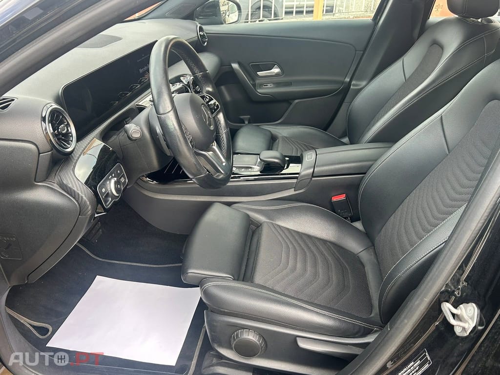 Mercedes-Benz A 250 e Style Plus Hibride Plug-In