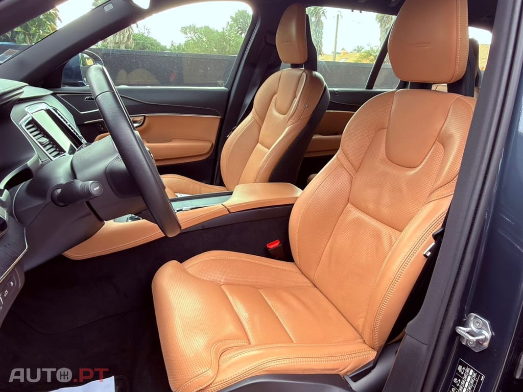 Volvo XC90 2.0 T8 PHEV Inscription Expression AWD