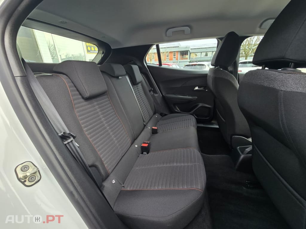 Peugeot 2008 PureTech 100 Active