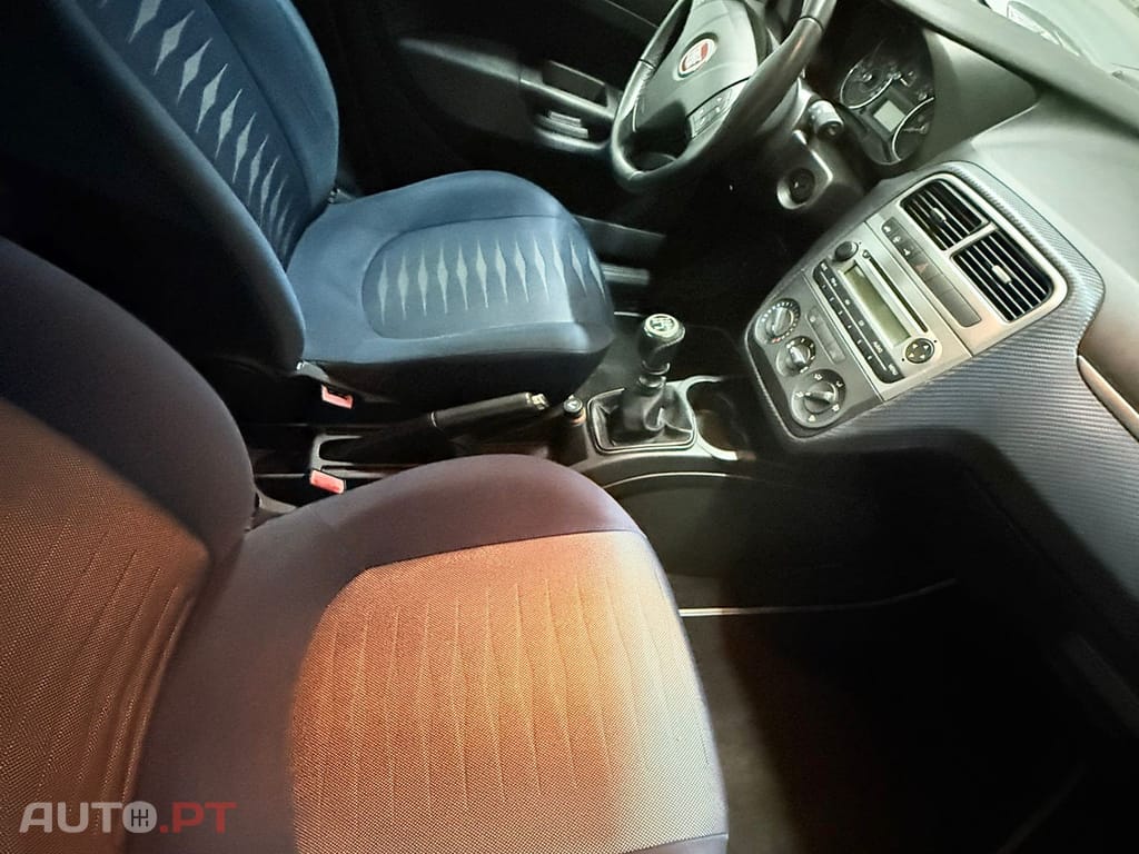 Fiat Punto 1.4 16V Emotion