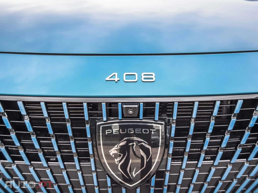 Peugeot 408 1.6 Hybrid GT e-EAT8