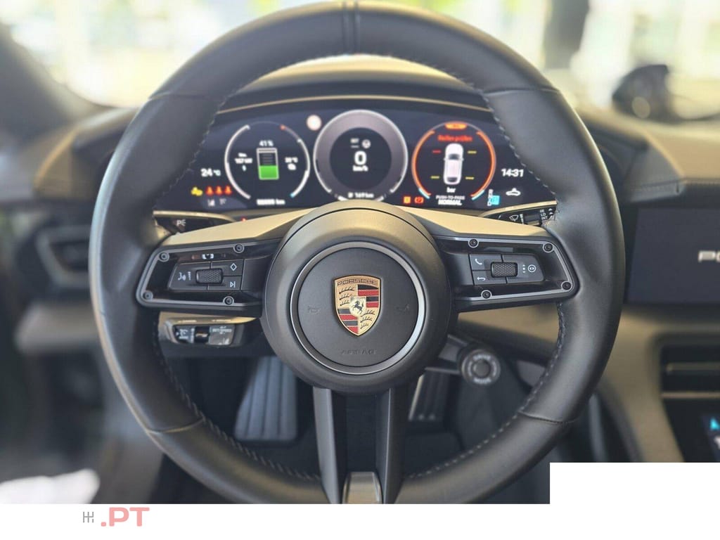 Porsche Taycan 4S