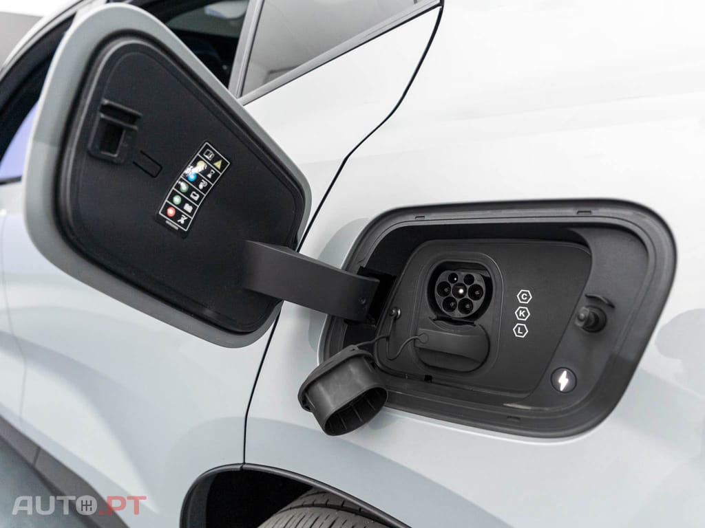 Volvo EX30 69 kWh Single Motor Extended Range Ultra