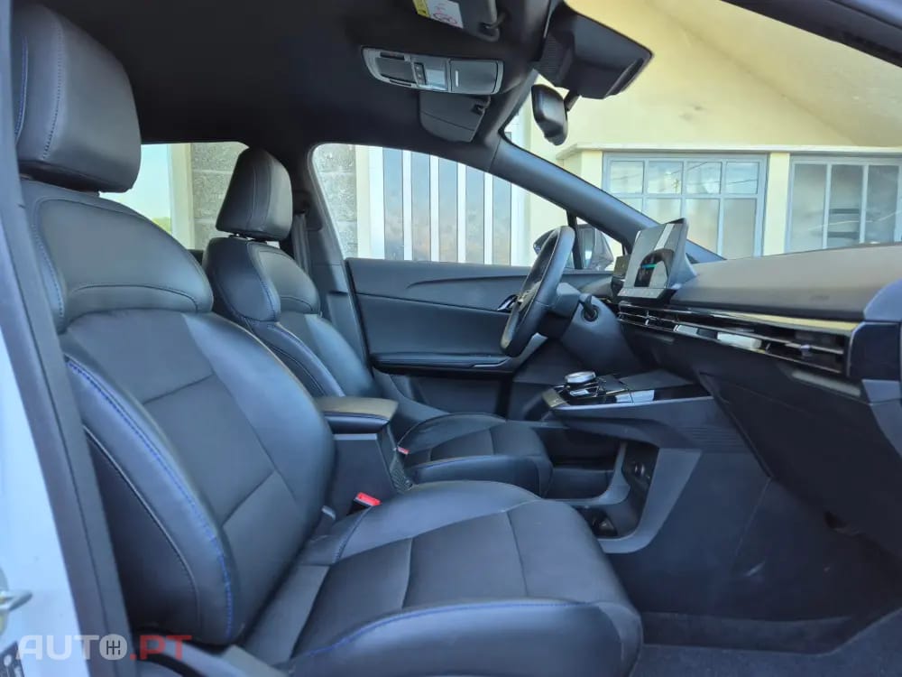 MG MG4 64 kWh Luxury