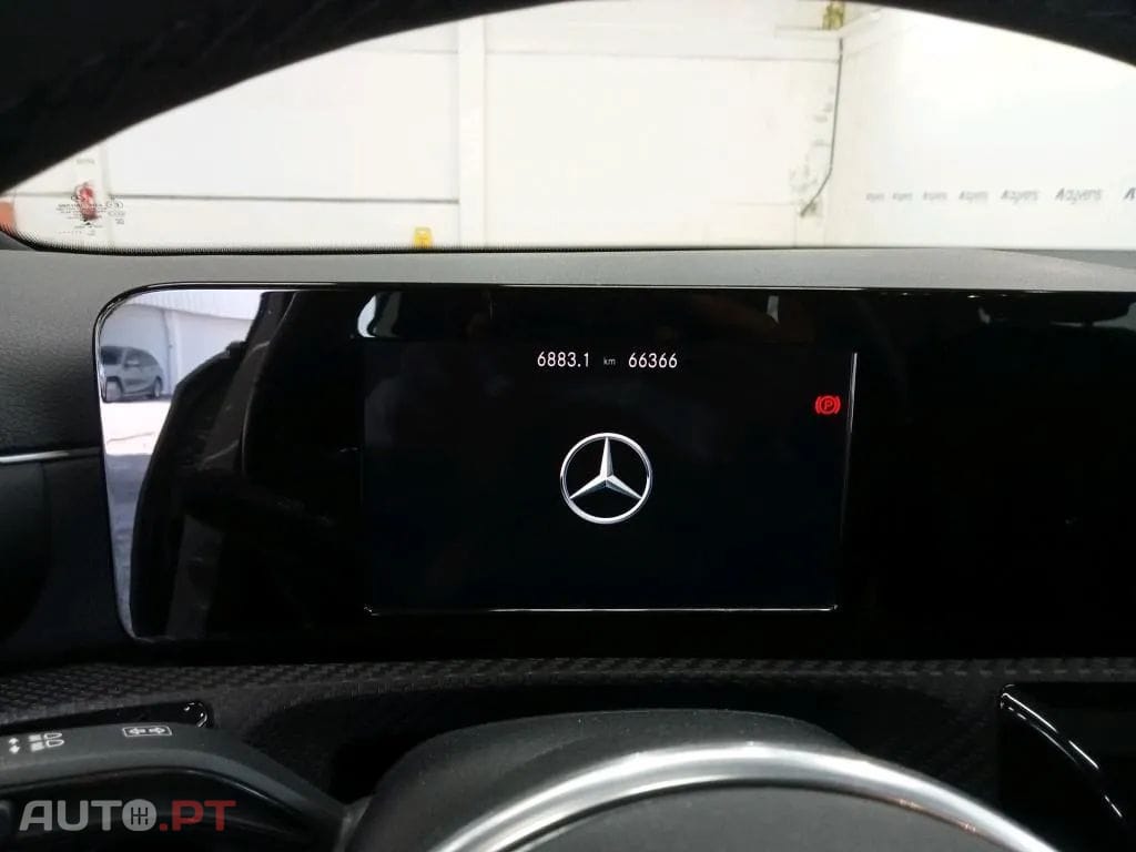 Mercedes-Benz A 180 d Business Solutions