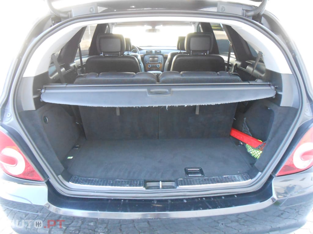 Mercedes-Benz R 320 4 MATIC
