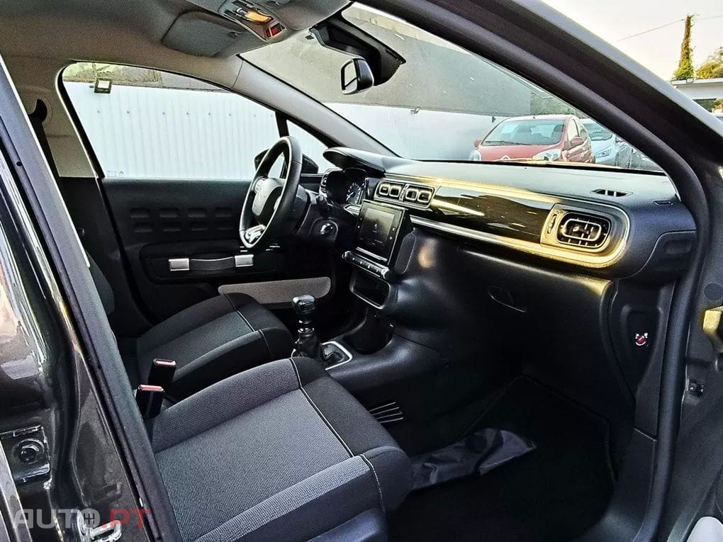 Citroen C3 1.2 PureTech Shine Pack