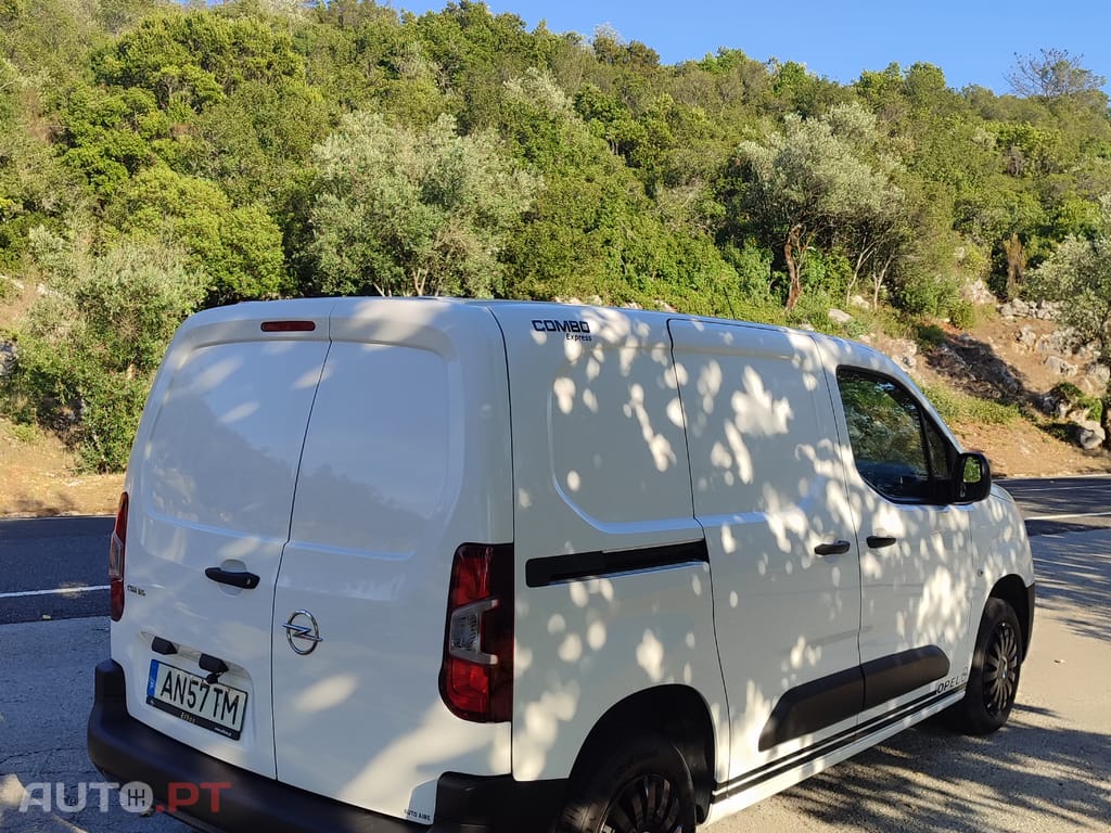 Opel Combo 1.5